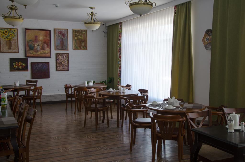 Hotel Jipek Joli Nukus Exterior photo
